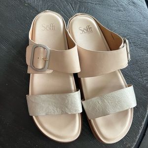 Sofft sandals size 11